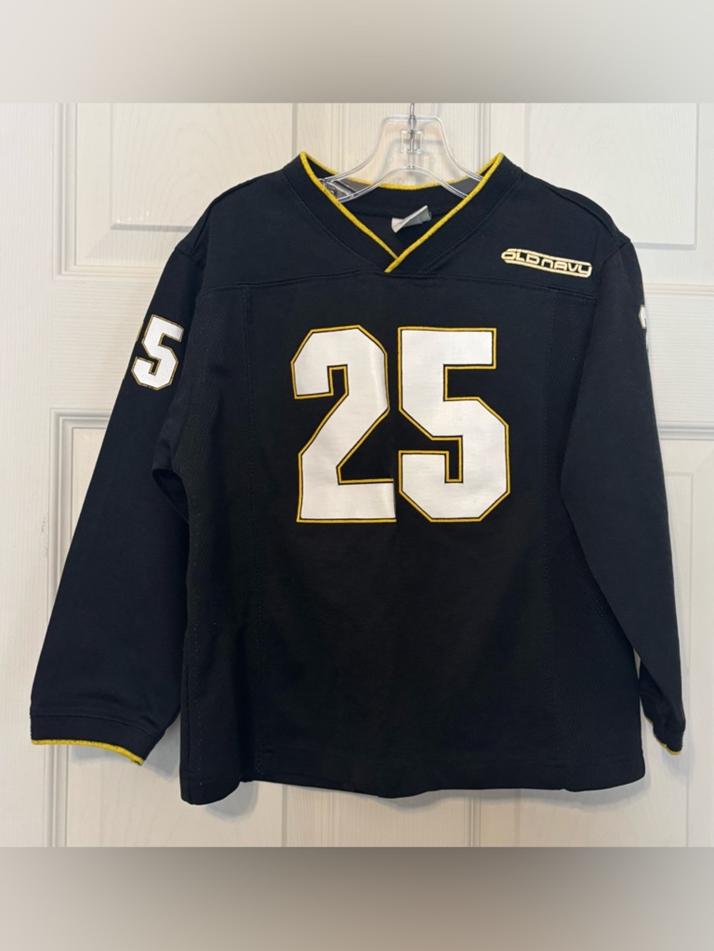 Vintage Black & Yellow Old Navy Kid’s Football Shirt 🖤💛